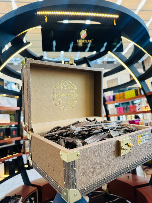 premium natural oud wood for bakhoor and incense by Moulvi perfumes