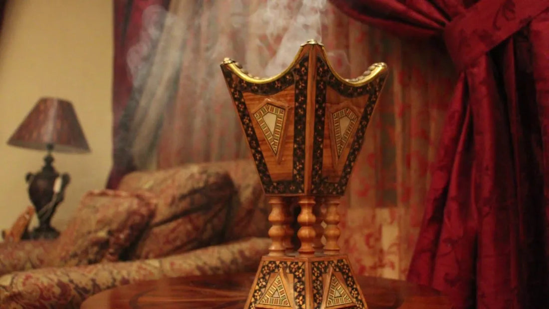 Why Oud Gives Bakhoor Perfume Its Deep, Luxurious Character