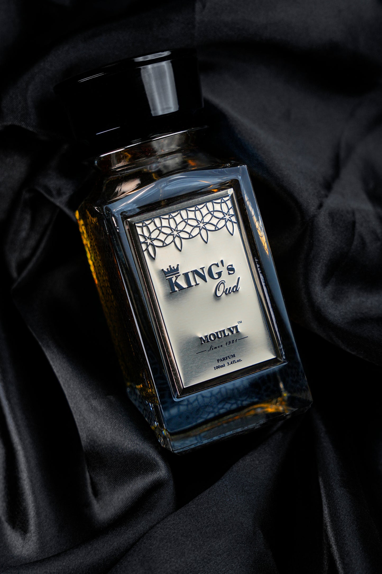 King’s Oud by Moulvi Perfumes, a luxury oud perfume featuring deep, rich, premium Arabian oud note